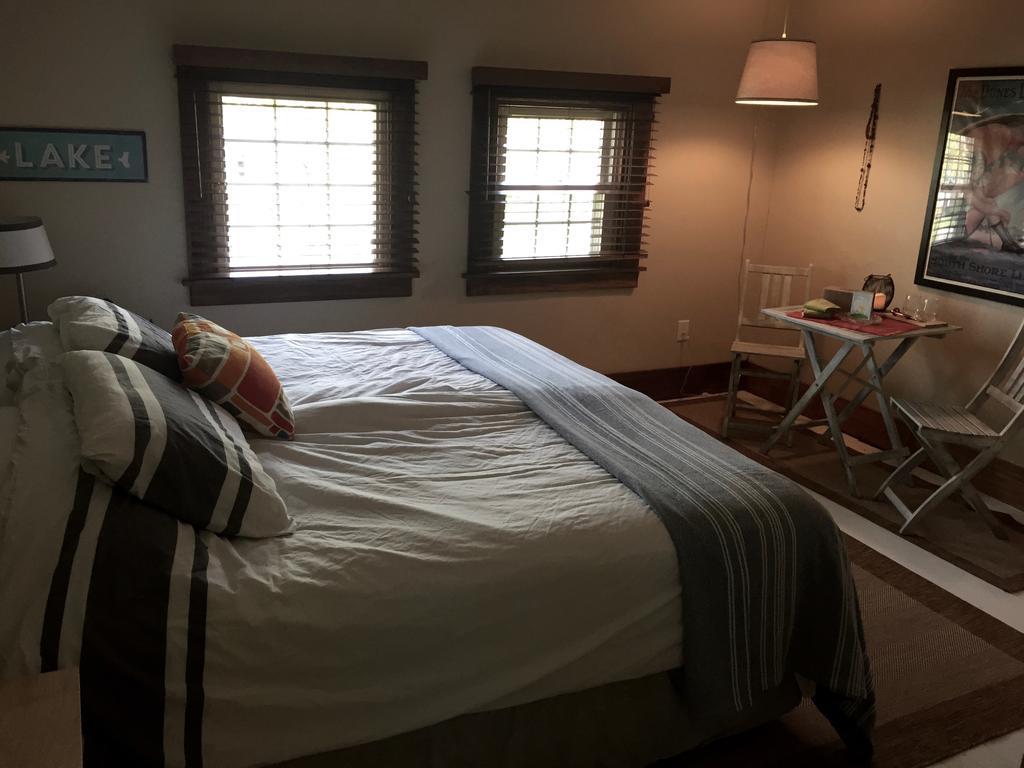 Aberdeen Stone Cottage B&B Traverse City Luaran gambar